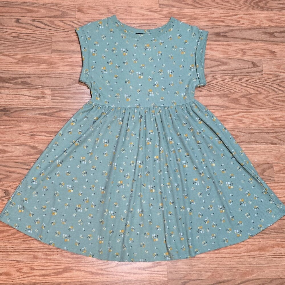 Floral Print Babydoll Style Dress Sleeveless Large Popular 21